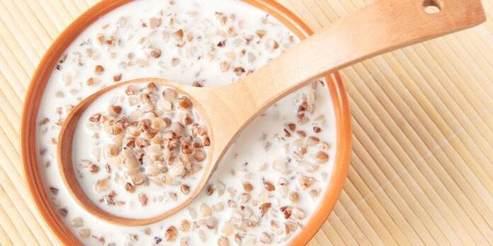 Chế độ ăn kiều mạch với sữa